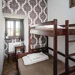 Moho E Hostel